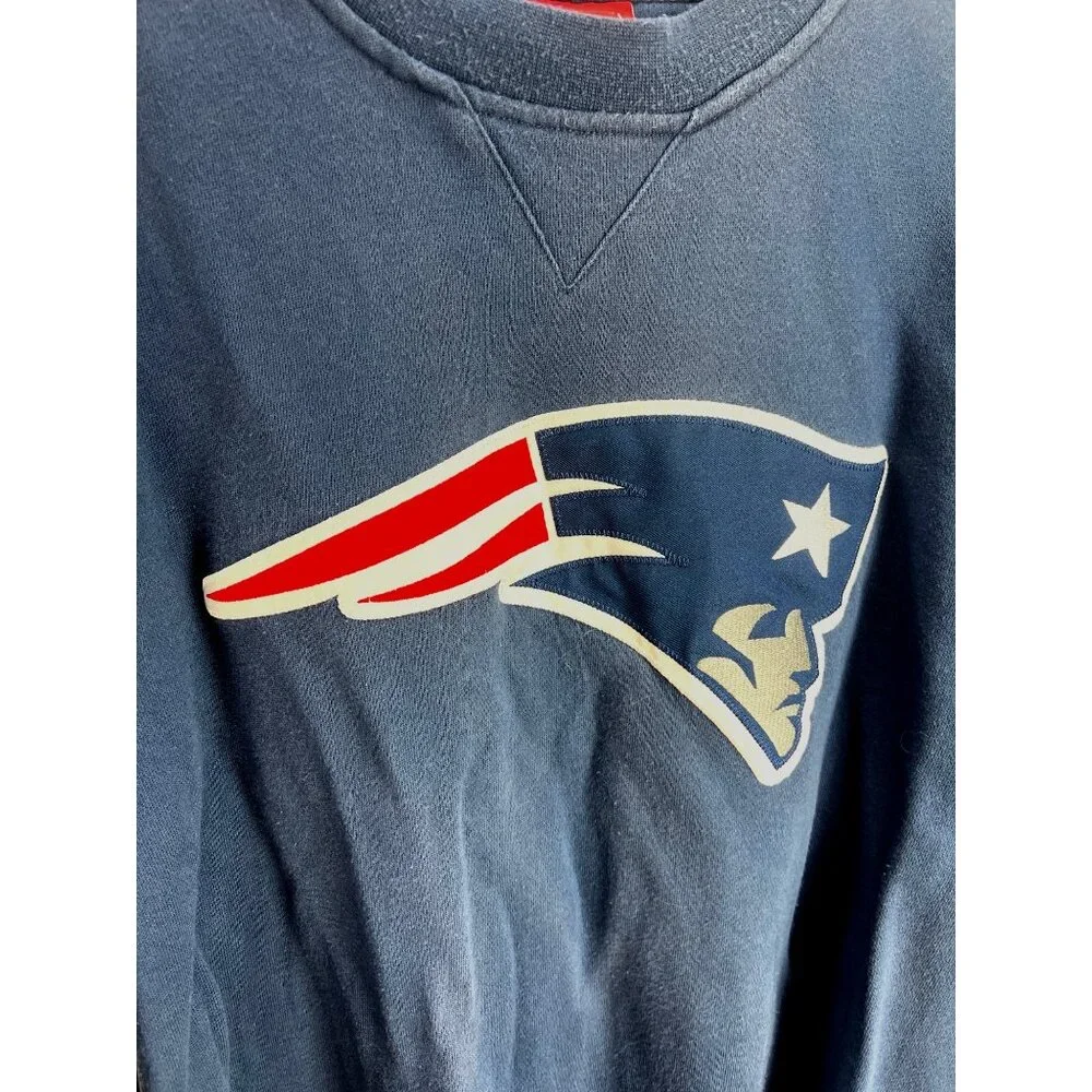 VTG NFL Patriots Logo Blue Crewneck Sweatshirt Mens Sz XL Y2K - Picture 3 of 8